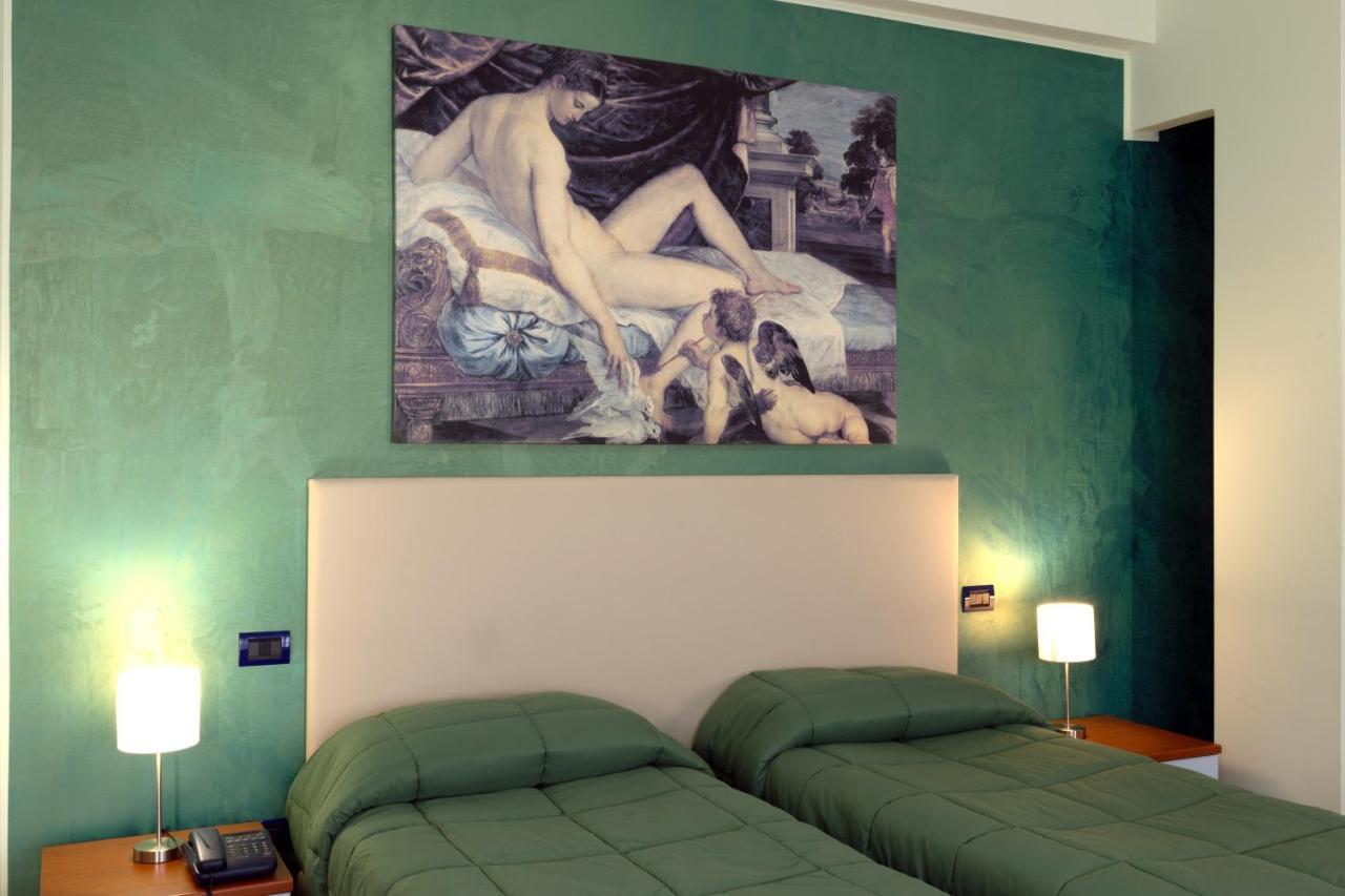 Hotel Azzurro LʼAquila